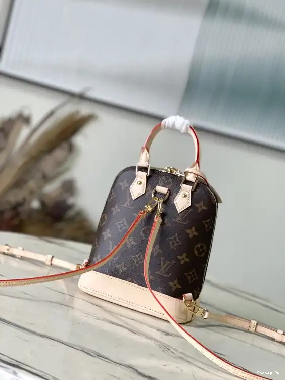 - Backpack VUITTON 15*20*10 cm LOUIS Alma 0618